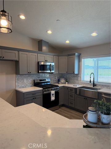 20997 Valencia Street, Apple Valley, CA 92308