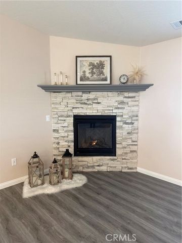 20997 Valencia Street, Apple Valley, CA 92308