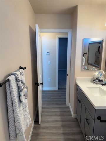 20997 Valencia Street, Apple Valley, CA 92308