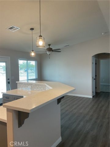 20997 Valencia Street, Apple Valley, CA 92308