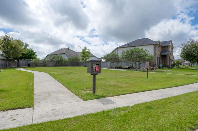 17479 Farm Pasture Trail, Hockley, TX 77447