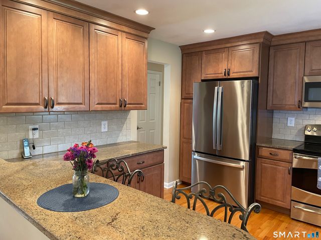 66 Natalie Road, Trumbull, CT 06611