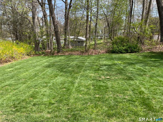 66 Natalie Road, Trumbull, CT 06611