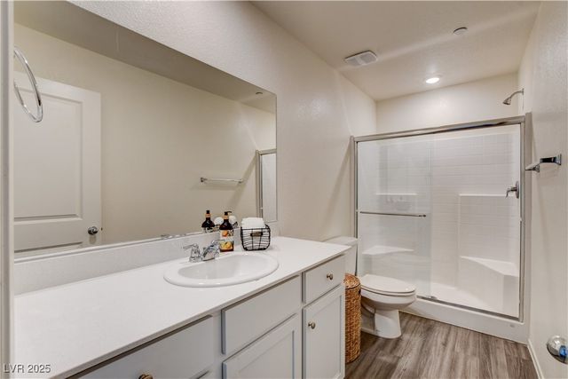 6914 Stratham Hill Street, Las Vegas, NV 89166