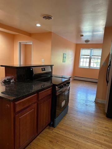 5205 W DRUMMOND Place 9, Chicago, IL 60639