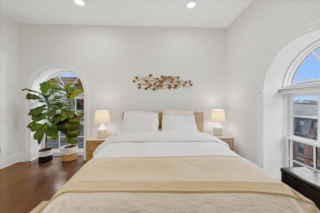 616 E 4th St 304, Boston, MA 02127