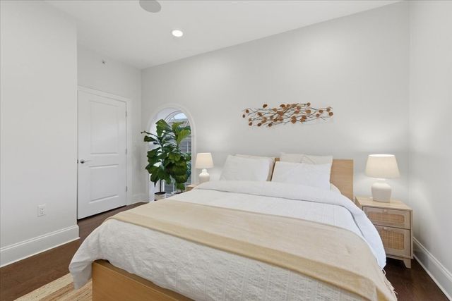 616 E 4th St 304, Boston, MA 02127