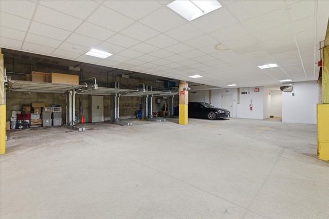 616 E 4th St 304, Boston, MA 02127