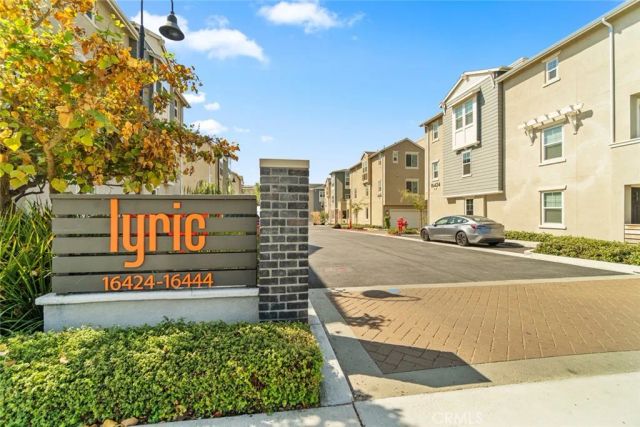 16426 Whittier 3, Whittier, CA 90603