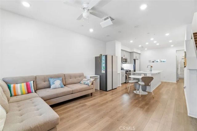 16426 Whittier 3, Whittier, CA 90603