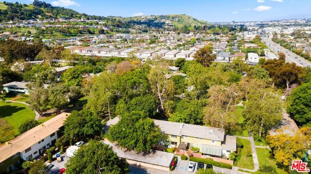 5479 Village, Los Angeles, CA 90016