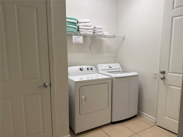 4840 CAYVIEW AVENUE 203, Orlando, FL 32819