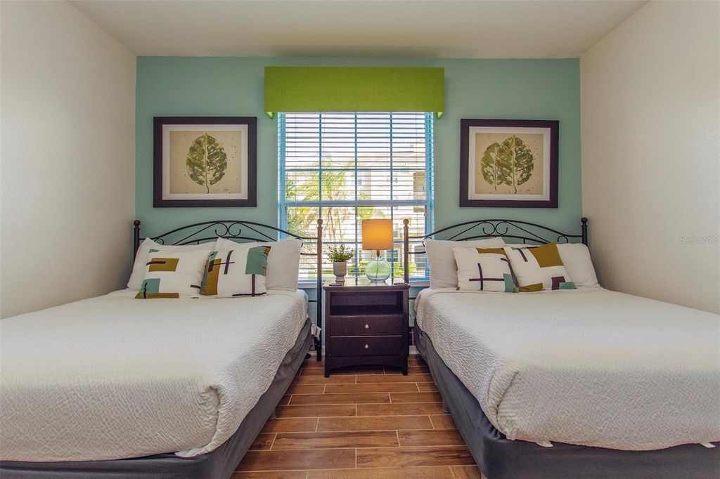 Image 15 of property listing at 4840 CAYVIEW AVENUE 203, Orlando, FL 32819