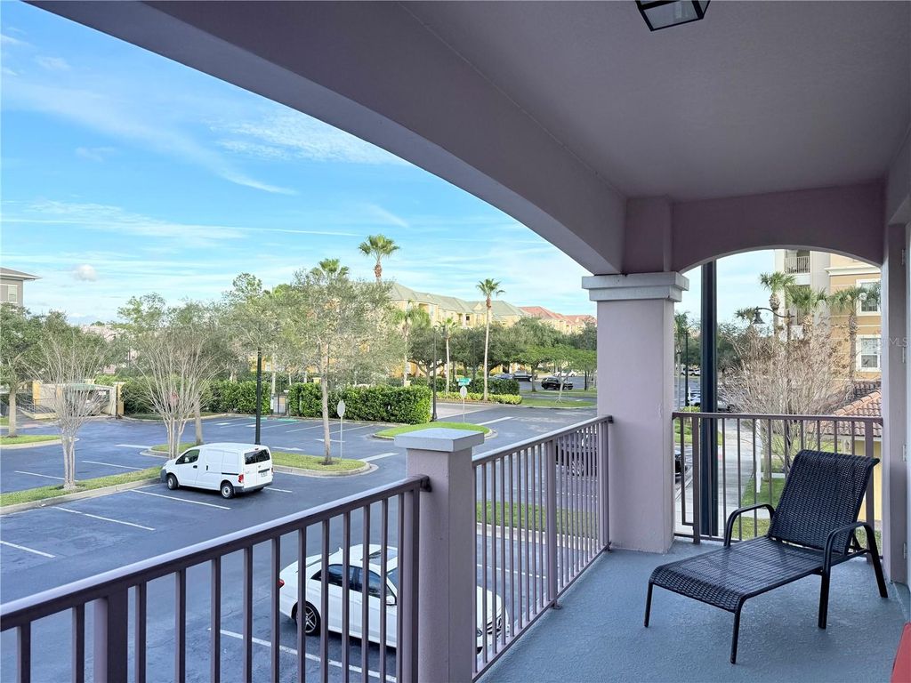 Image 21 of property listing at 4840 CAYVIEW AVENUE 203, Orlando, FL 32819