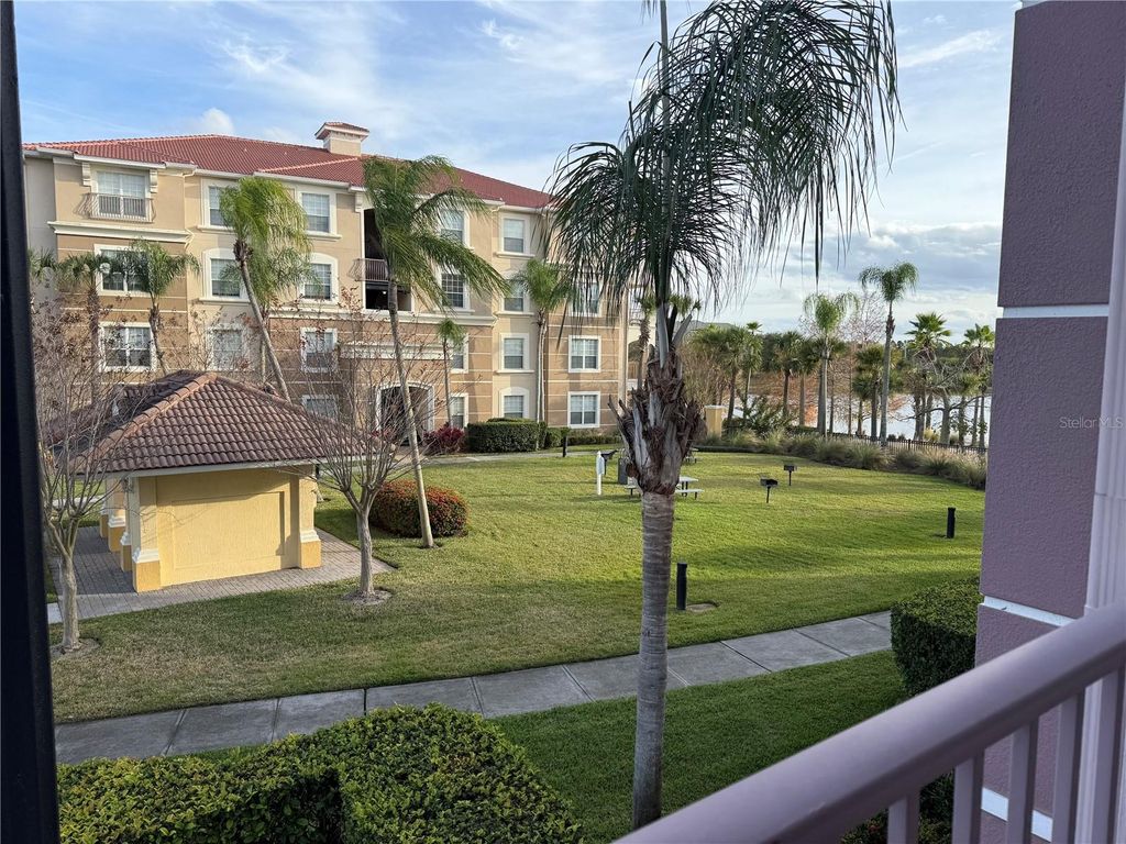 Image 24 of property listing at 4840 CAYVIEW AVENUE 203, Orlando, FL 32819