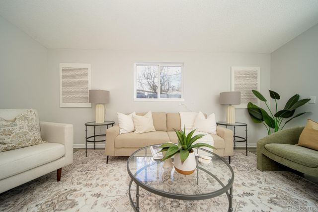 967 KEITH Street, Oxford Charter Township, MI 48371