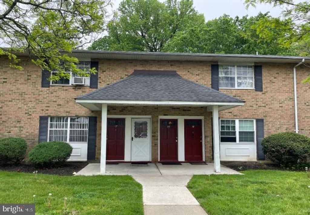 50--18 GARDEN VIEW TER, East Windsor, NJ 08520