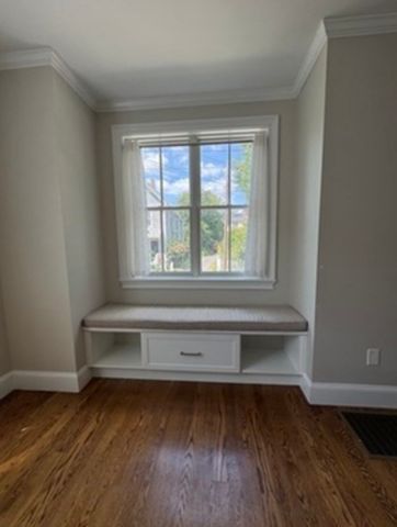 17 Porter St, Somerville, MA 02143