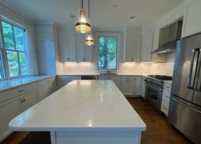 17 Porter St, Somerville, MA 02143