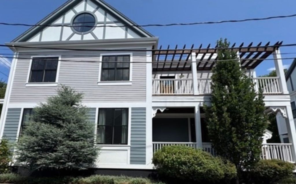 17 Porter St, Somerville, MA 02143