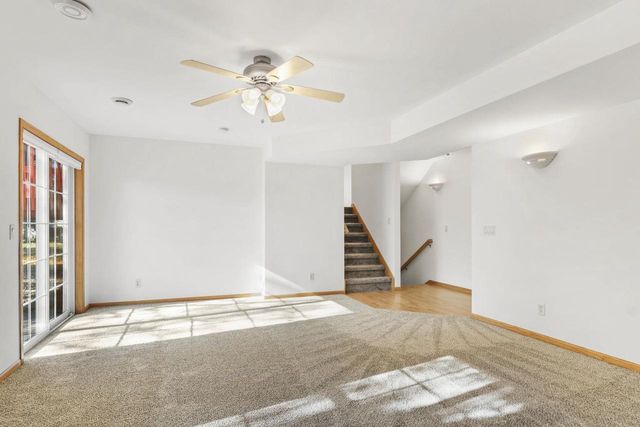 106 Maria Lane, Cottage Grove, WI 53527