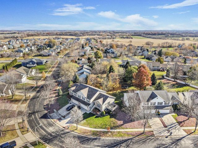 106 Maria Lane, Cottage Grove, WI 53527