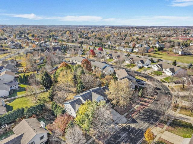 106 Maria Lane, Cottage Grove, WI 53527