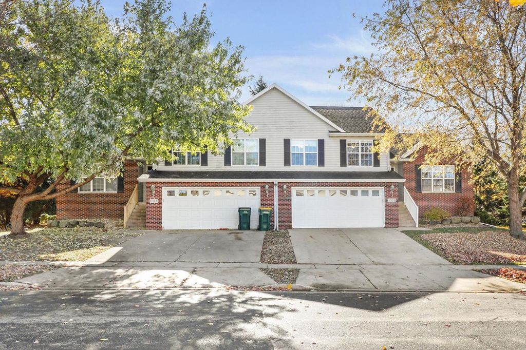 106 Maria Lane, Cottage Grove, WI 53527