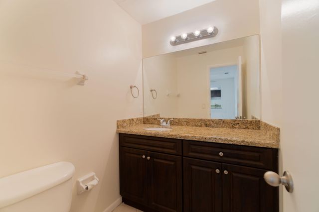 1530 Shaker Circle, Wellington, FL 33414
