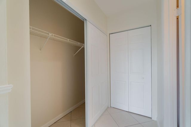 1530 Shaker Circle, Wellington, FL 33414