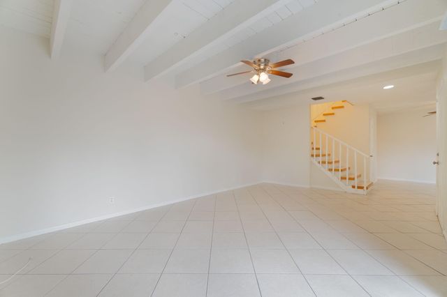 1530 Shaker Circle, Wellington, FL 33414