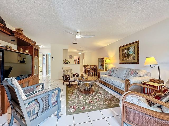 4229 66TH STREET CIRCLE W 4229, Bradenton, FL 34209