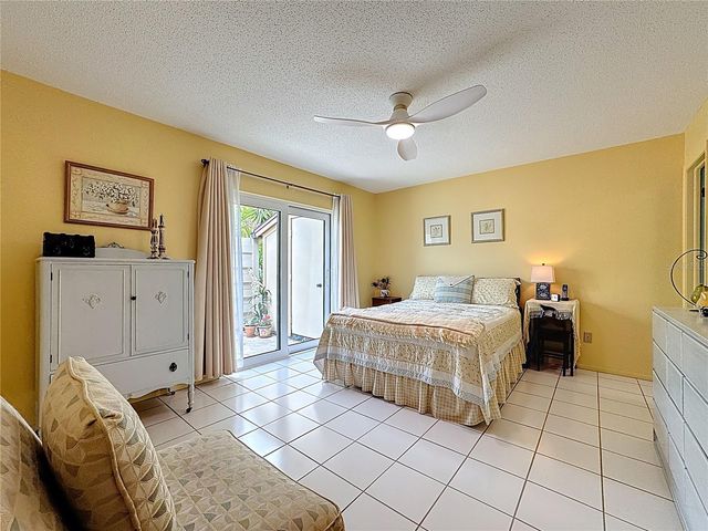 4229 66TH STREET CIRCLE W 4229, Bradenton, FL 34209