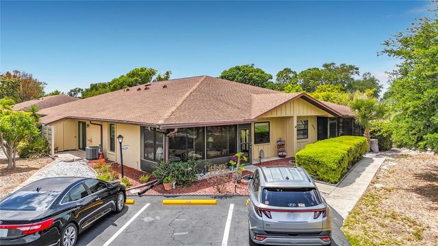 4229 66TH STREET CIRCLE W 4229, Bradenton, FL 34209