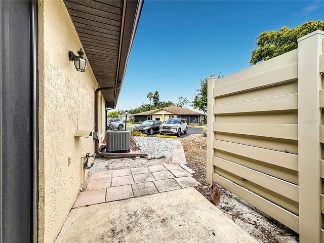 4229 66TH STREET CIRCLE W 4229, Bradenton, FL 34209