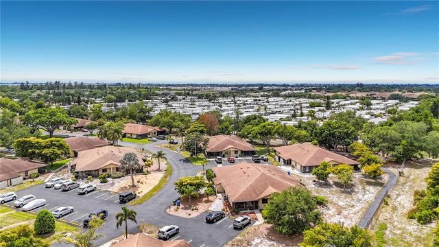 4229 66TH STREET CIRCLE W 4229, Bradenton, FL 34209