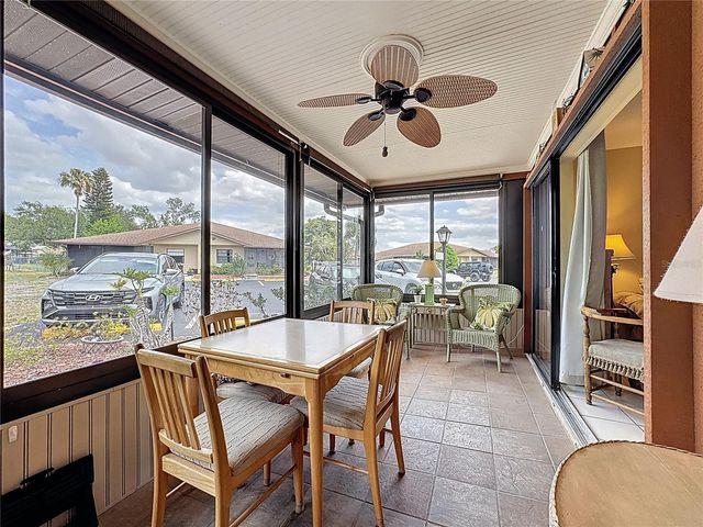 4229 66TH STREET CIRCLE W 4229, Bradenton, FL 34209