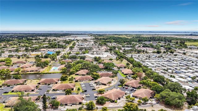 4229 66TH STREET CIRCLE W 4229, Bradenton, FL 34209