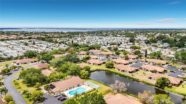 4229 66TH STREET CIRCLE W 4229, Bradenton, FL 34209