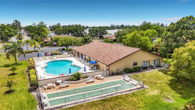 4229 66TH STREET CIRCLE W 4229, Bradenton, FL 34209