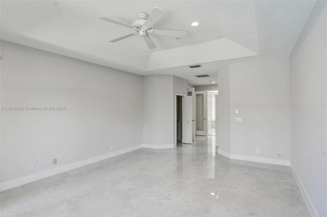 2553 Jardin Mnr, Weston, FL 33327