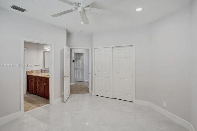 2553 Jardin Mnr, Weston, FL 33327