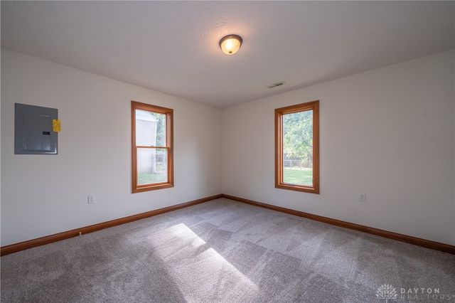 2601 Oakley Avenue, Kettering, OH 45419