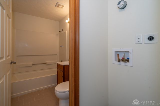 2601 Oakley Avenue, Kettering, OH 45419