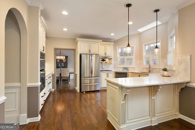 1195 Rugglestone Way, Johns Creek, GA 30097