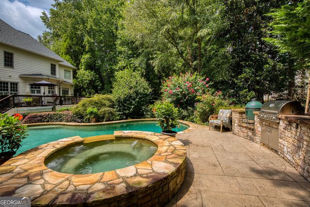 1195 Rugglestone Way, Johns Creek, GA 30097