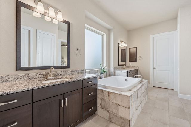 128 Eagle Pass TRL, Georgetown, TX 78628