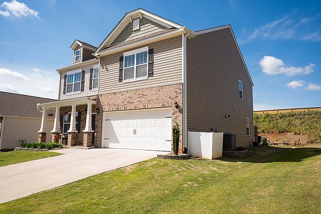 221 Fountain Oak Lane, Easley, SC 29642
