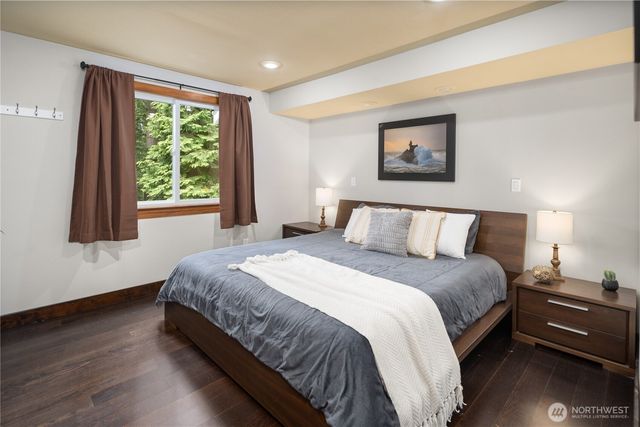 21422 SE 37th Street, Sammamish, WA 98075