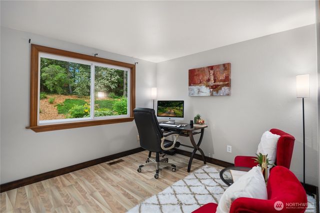 21422 SE 37th Street, Sammamish, WA 98075
